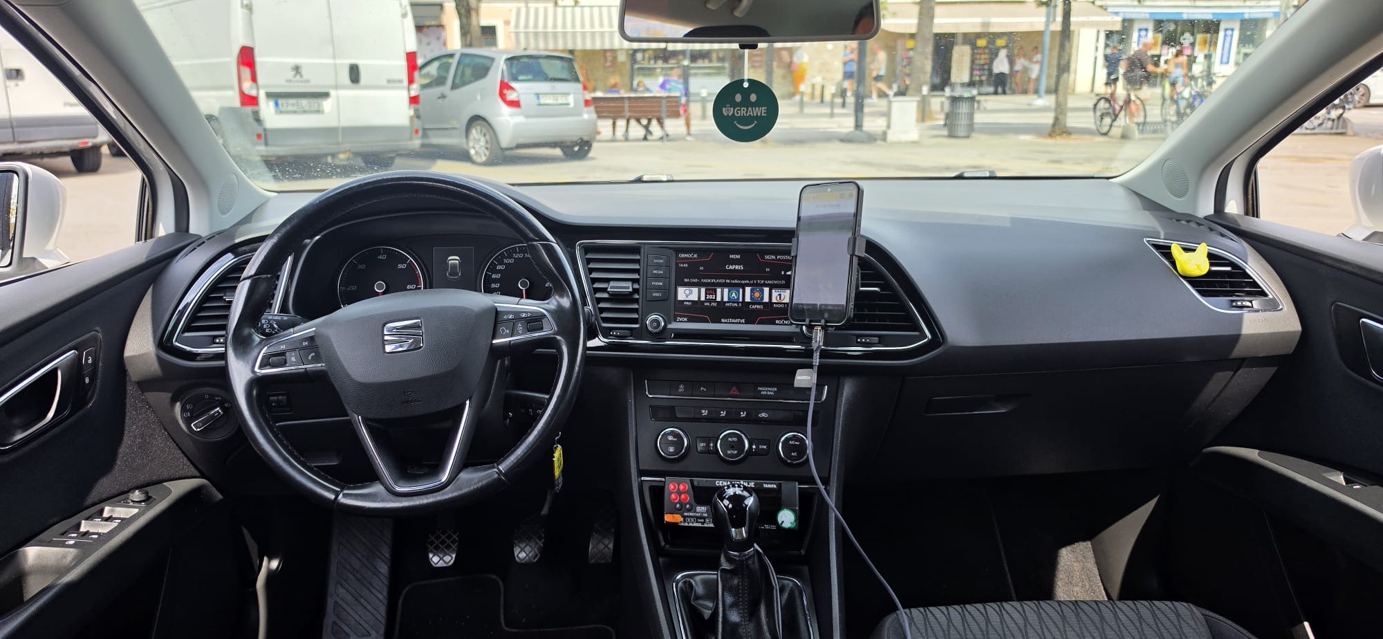 slika eurotaxi notranjost